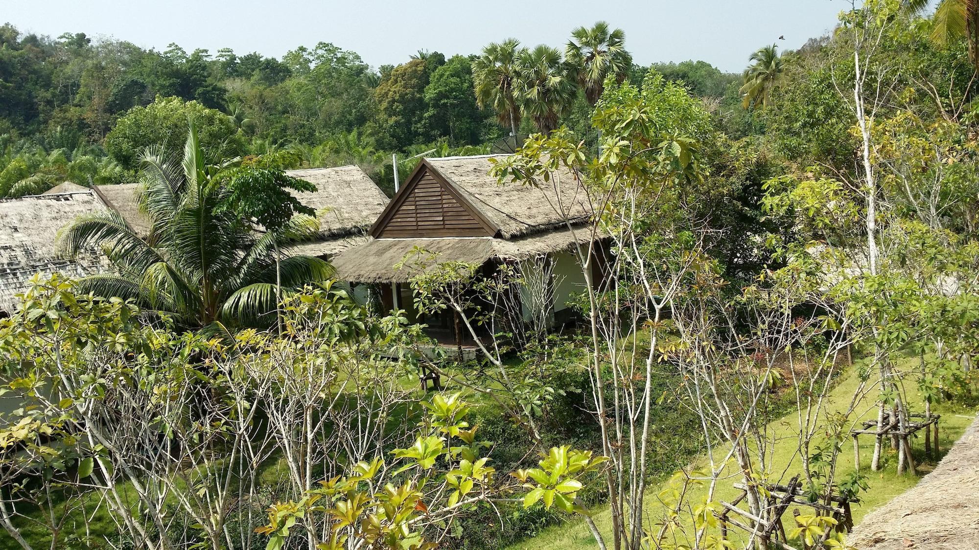 Nana Beach Hotel&Resort Pathiu Exterior foto